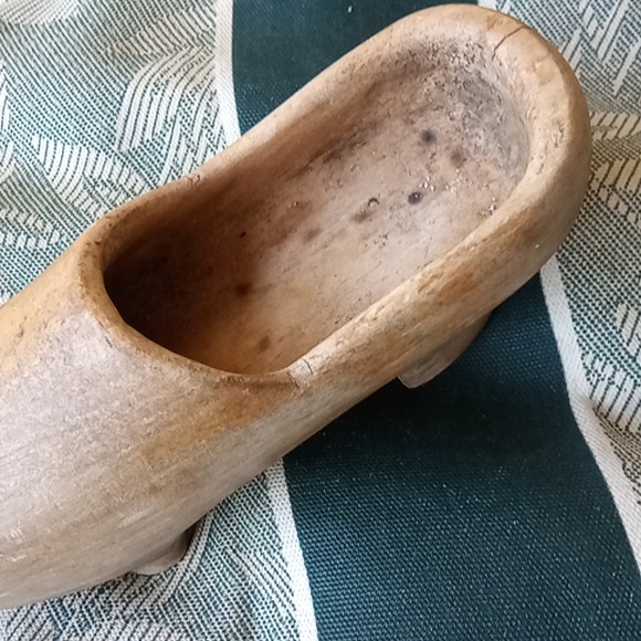 Antique hand made Dutch shoe from Rotterdam Netherlands. (Holland) - Picture 4 of 9